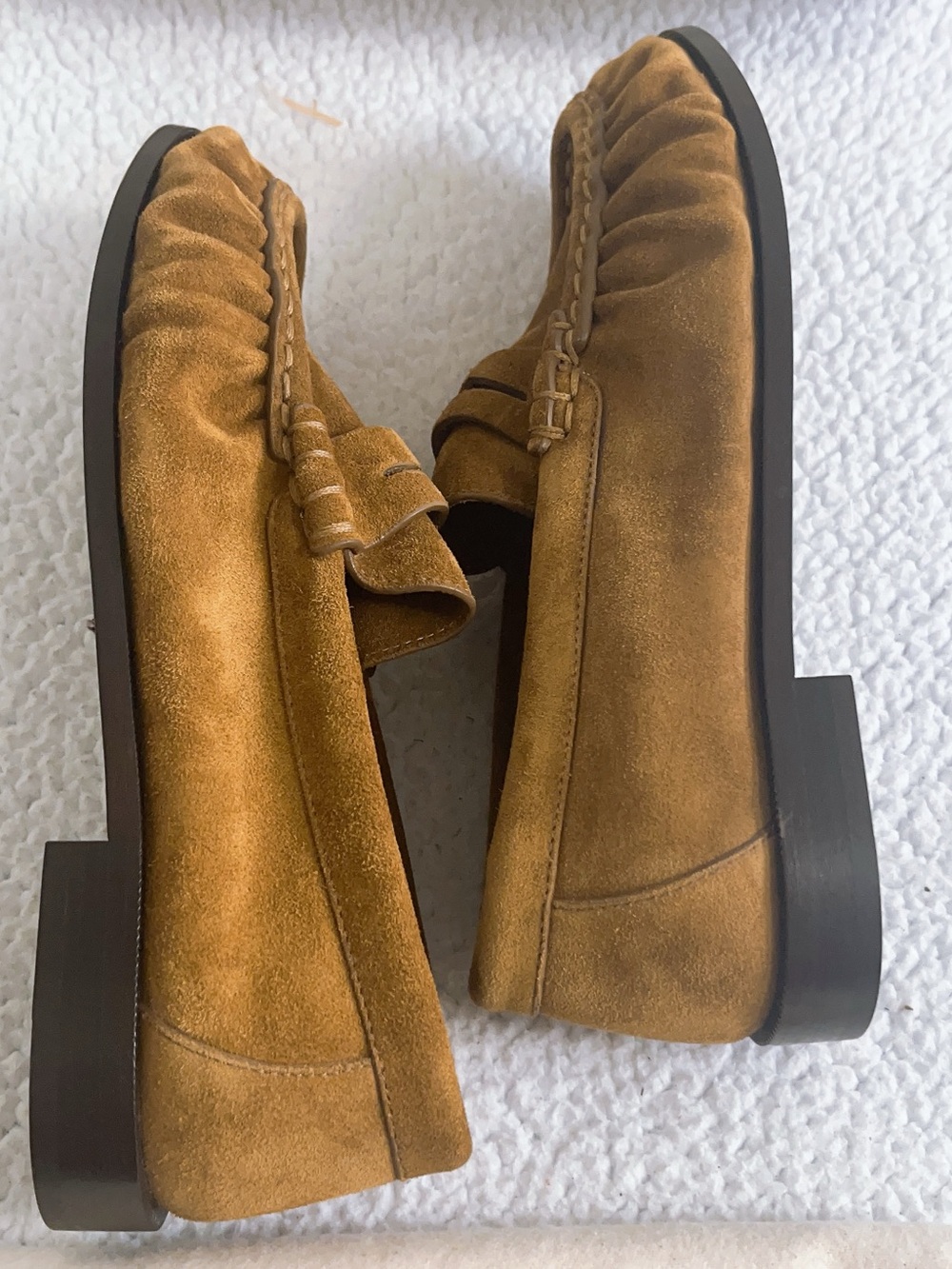 Saint Laurent Women’s YSL Le Loafer Supple in suede - Picture 7 of 16